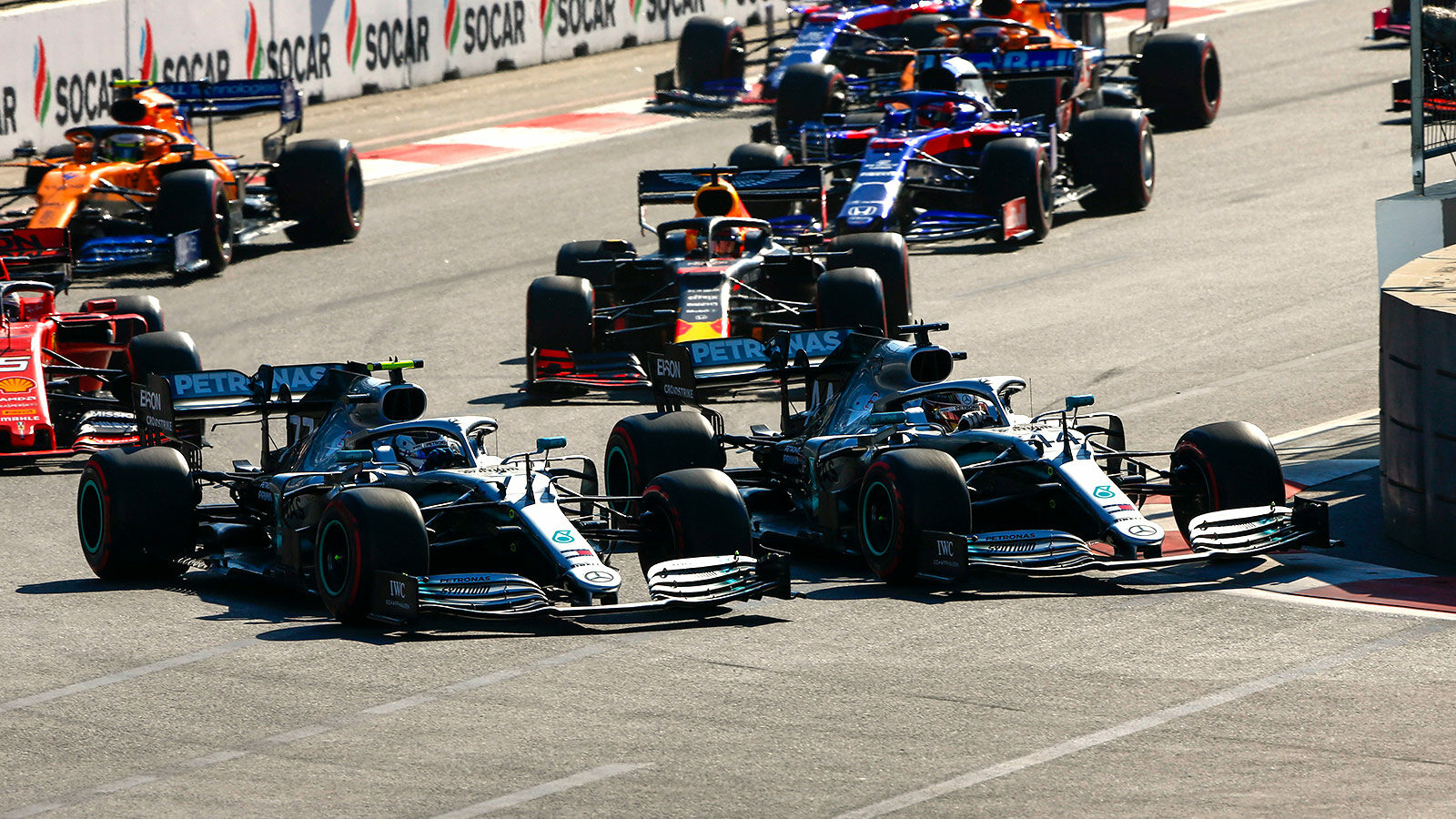 Formel-1: Mercedes dominiert auch in Aserbaidschan