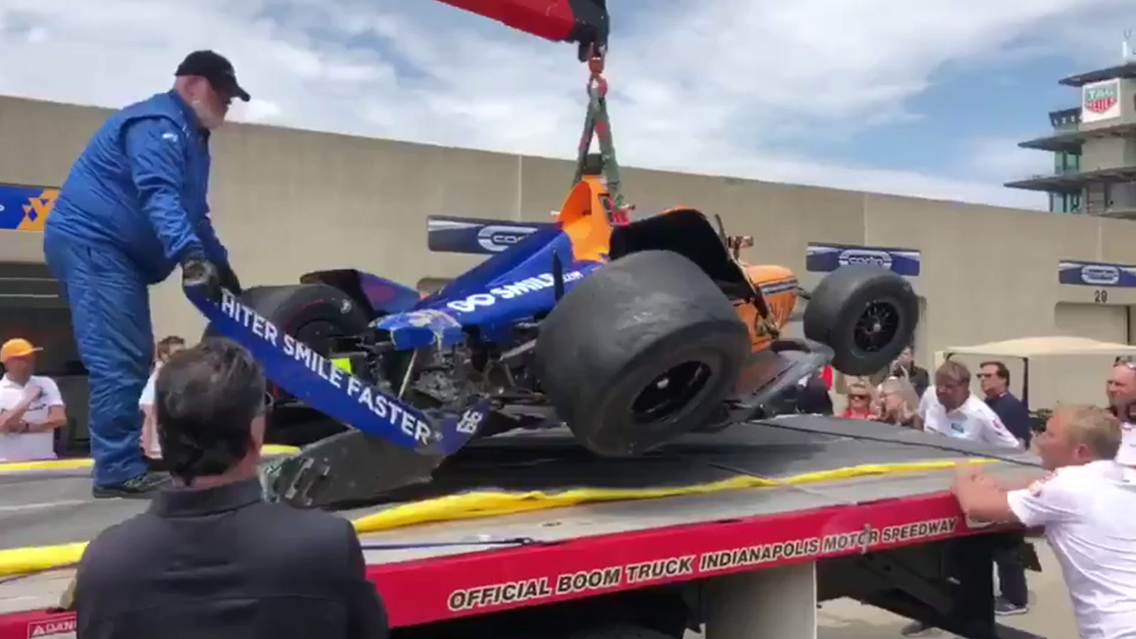 Fernando Alonso Crash Indy 500 Training 2019