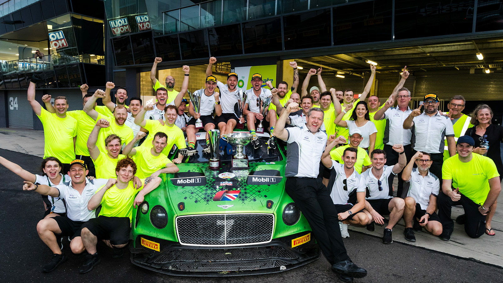 GT World Challenge: Bentley gewinnt 12 Stunden von Bathurst