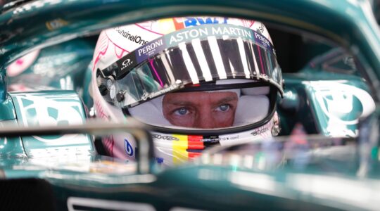 Sebastian Vettel weiter für Aston Martin