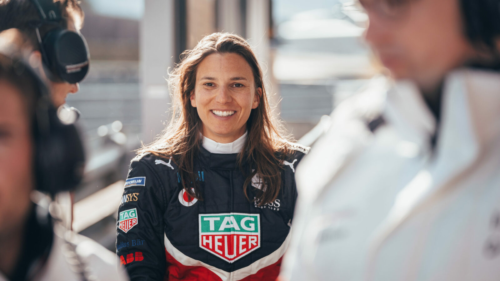 Simona de Silvestro qualified for Indy 500