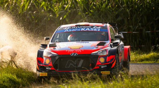 Thierry Neuville leads after first day in Belgium
